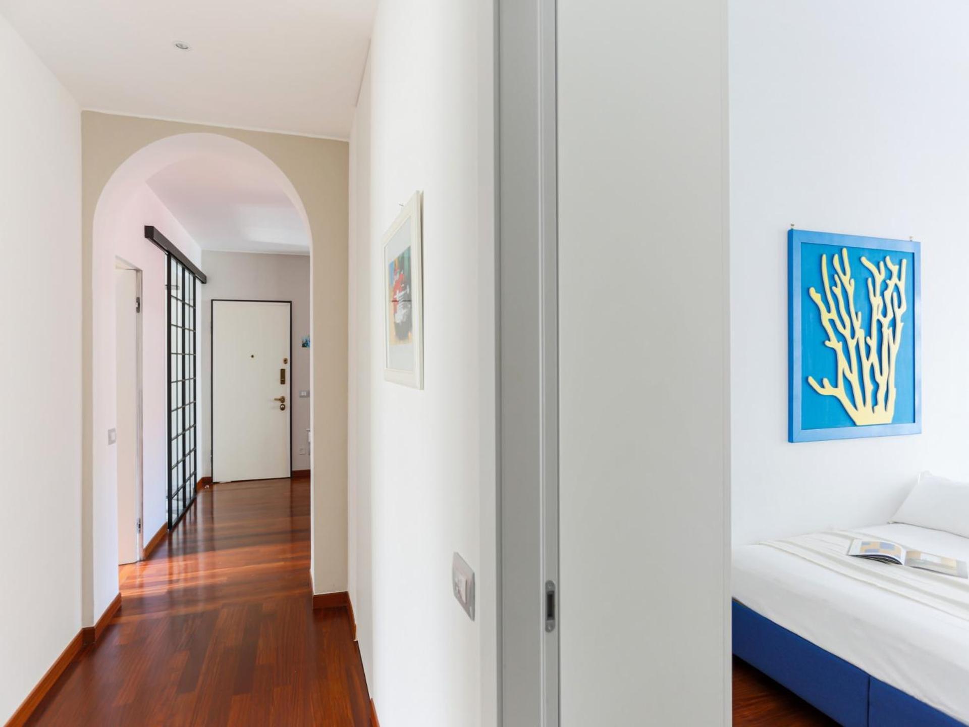 The Best Rent - Spacious And Renovated Multi-Room Apartment In The Missori Area Milano Esterno foto
